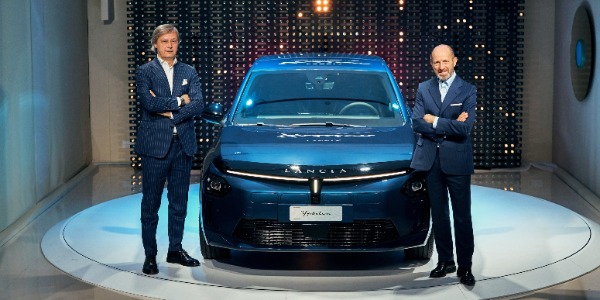 Lancia Ypsilon