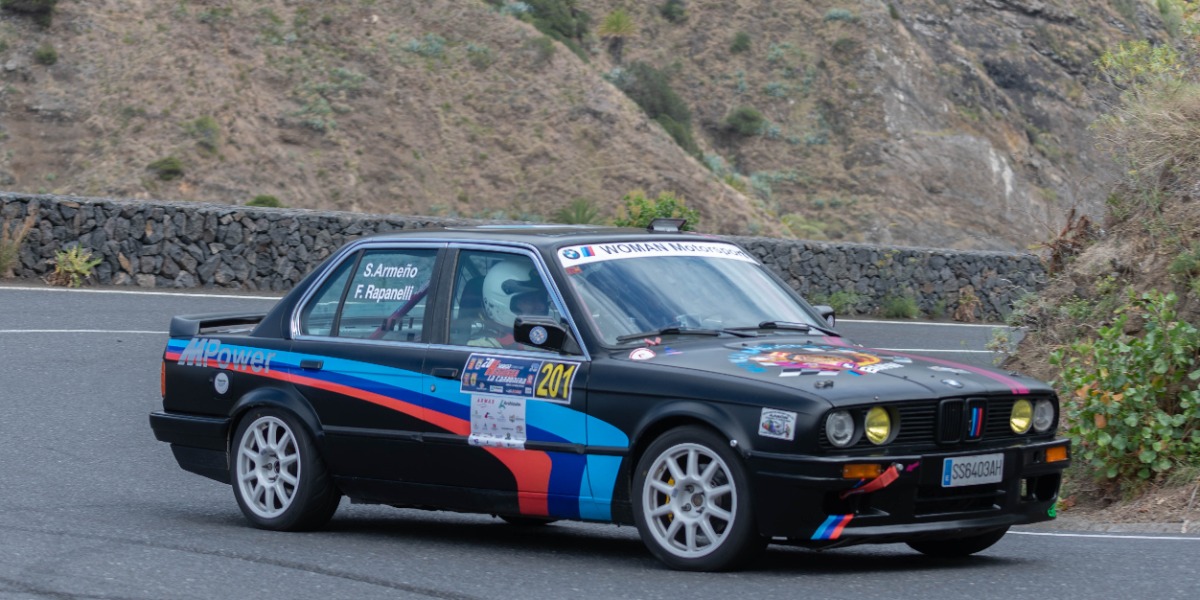BMW 325 E30