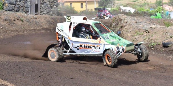 Oscar Dóniz en el KinCar 750 Oscar Dóniz en el KinCar 750