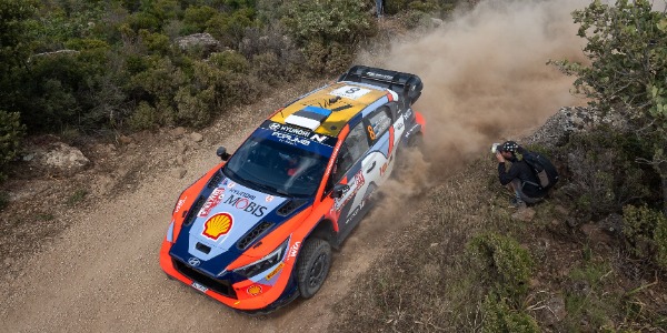 Ott Tänak en el Rally de Italia-Cerdeña