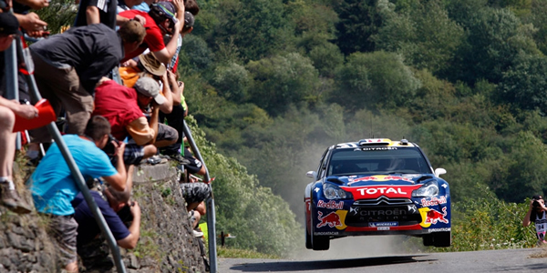 Ogier se enfrenta al jefe y manda en Alemania