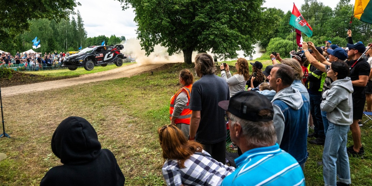 Sébastien Ogier y Vincent Landais