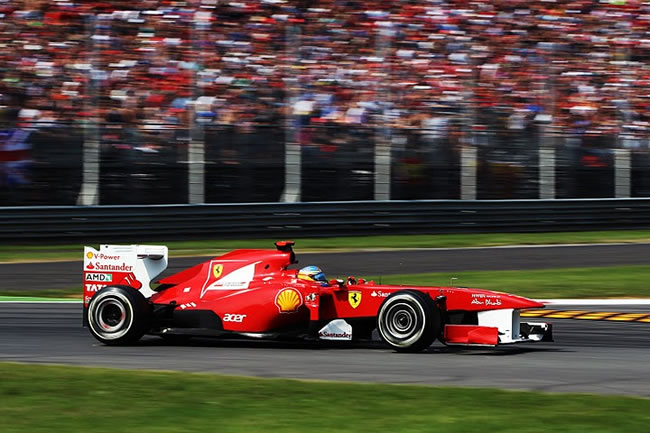 Grandísima salida y carrera del asturiano Fernando Alonso