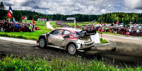 Kalle Rovanperä en acción