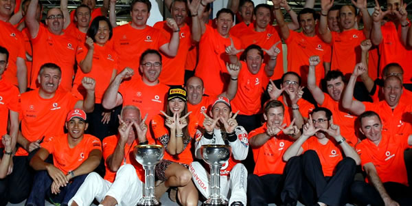 Equipo Vodafone McLaren Mercedes Equipo Vodafone McLaren Mercedes