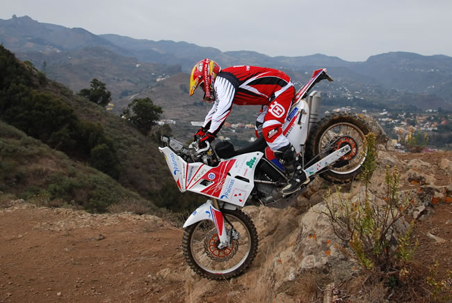Jorge Gómez en su preparación para el Dakar 2012