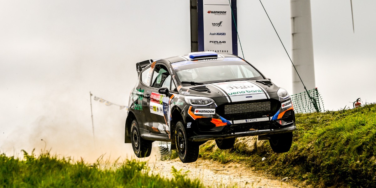 Rogelio Peñate termina octavo de WRC3 y WRC Júnior en el Rallye de Portugal 2025