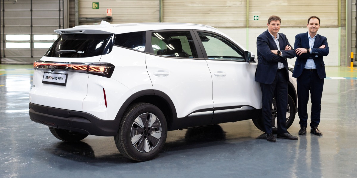 Inicio de producción del nuevo SUV híbrido EBRO s400