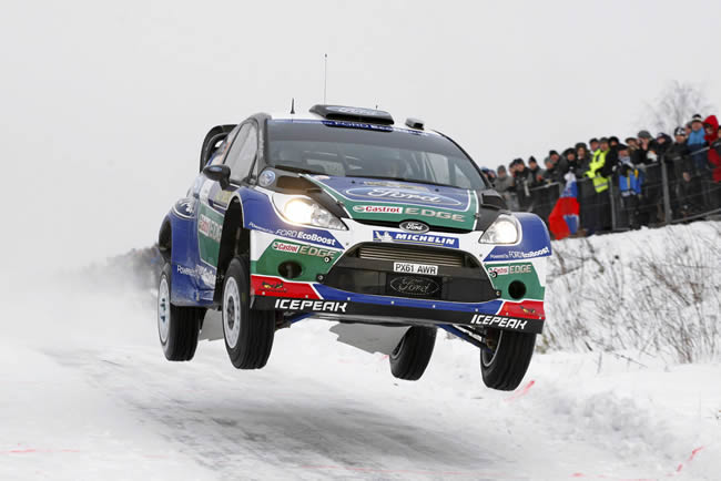 Latvala tiene la victoria en su mano, pero aun queda rally
