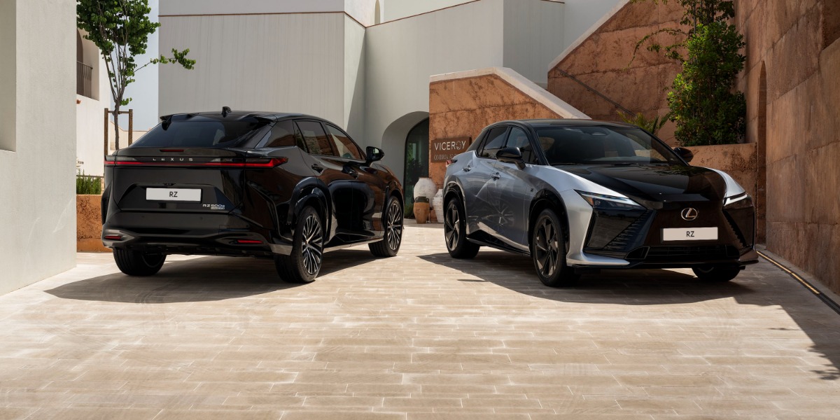 Lexus RZ 550e F SPORT