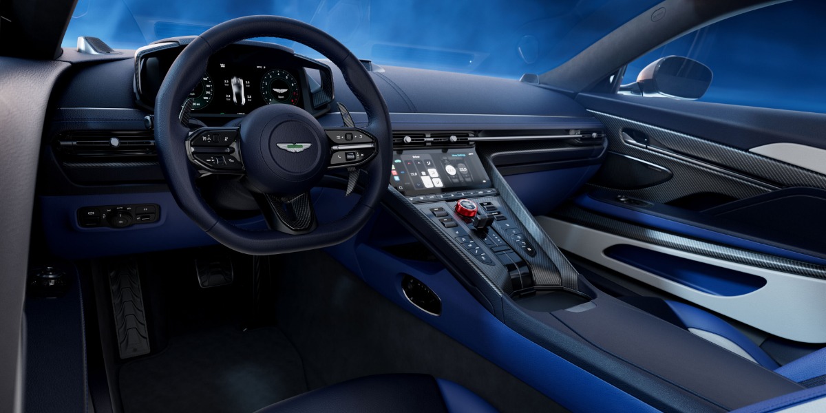 Aston Martin DB12 S