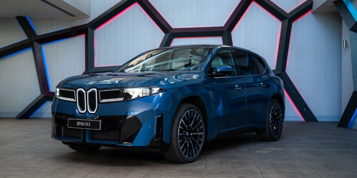 BMW iX3 