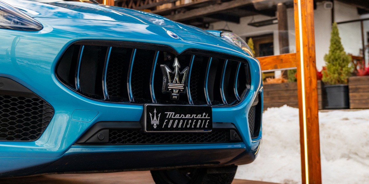 Maserati presente en Cortina