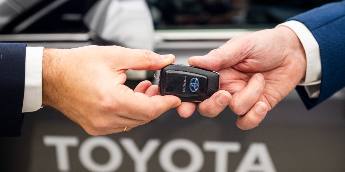 Toyota España entrega a SHYNE un Toyota Mirai de 2ª generación