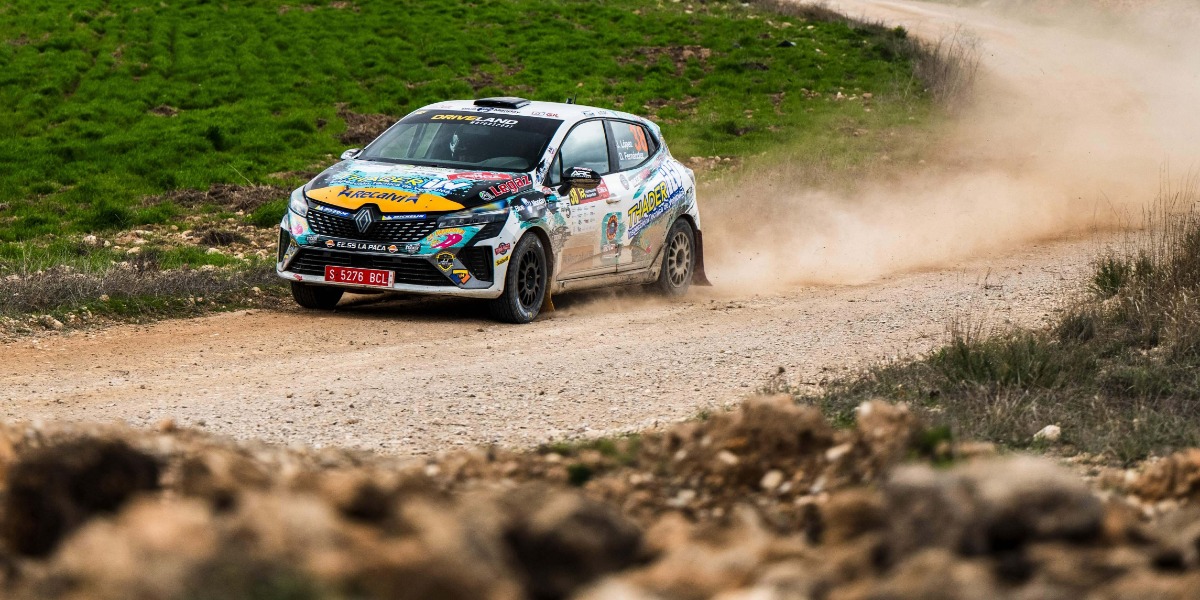 Jaime López / David Fernández (Renault Clio Rally5)