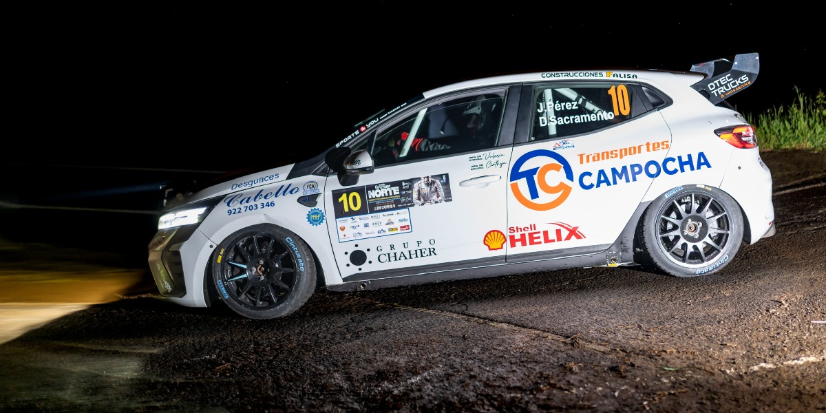 Santiago Pérez y Benito Sacramento (Renault Clio Rally3)