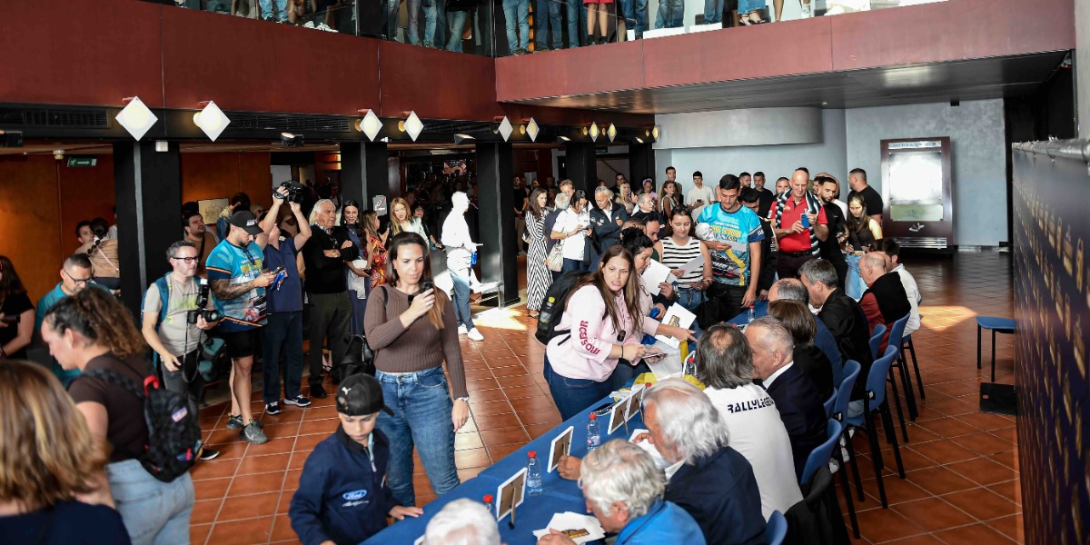 Firma de autógrafos