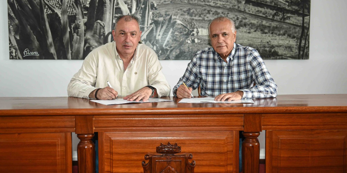 Vicente Alexis Henríquez (Alcalde de Firgas) y Germán Morales (Presidente del Comité Organizador)