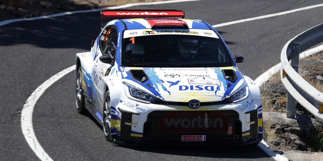 Enrique Cruz y Yeray Mujica (Toyota GR Yaris Rally2)