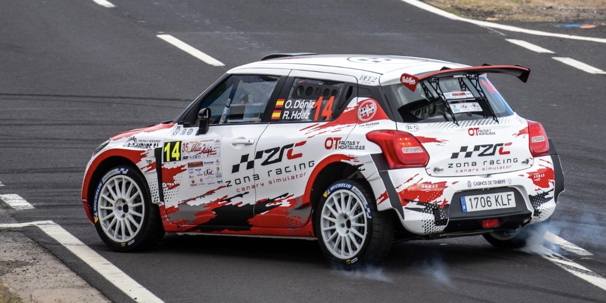 Óscar Dóniz y Rayco Hernández (Suzuki Swift R4lly S)
