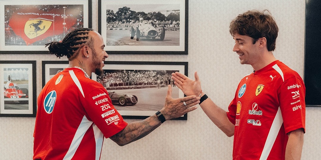 Lewis Hamilton y Charles Leclerc - Foto: Scuderia Ferrari HP