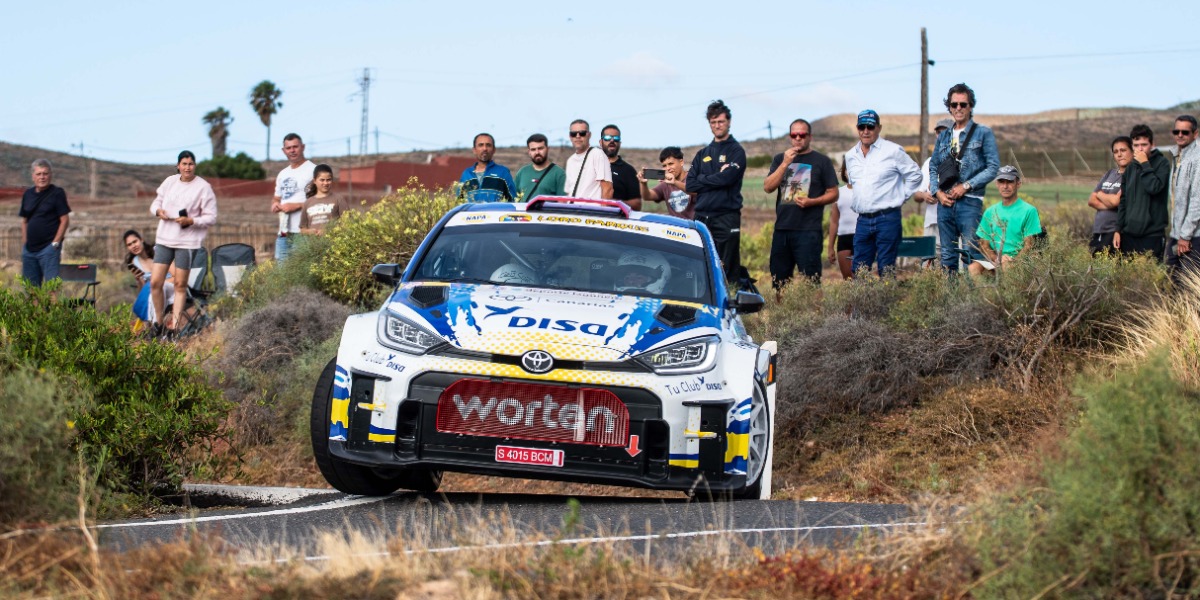 Enrique Cruz - Yeray Mujica (Toyota GR Yaris Rally2)