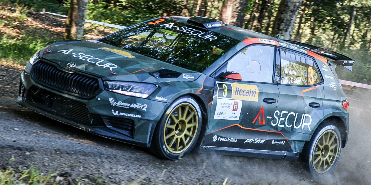 Álvaro Muñiz y Néstor Casal (Skoda Fabia RS Rally2)