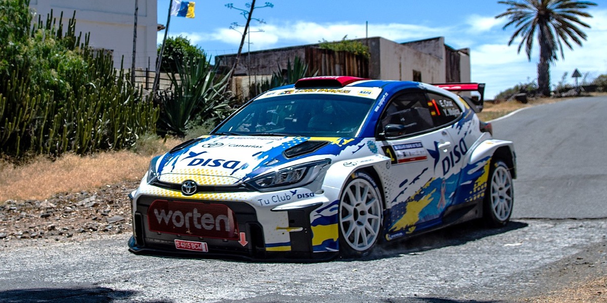 Enrique Cruz y Yeray Mujica (Toyota GR Yaris Rally2)