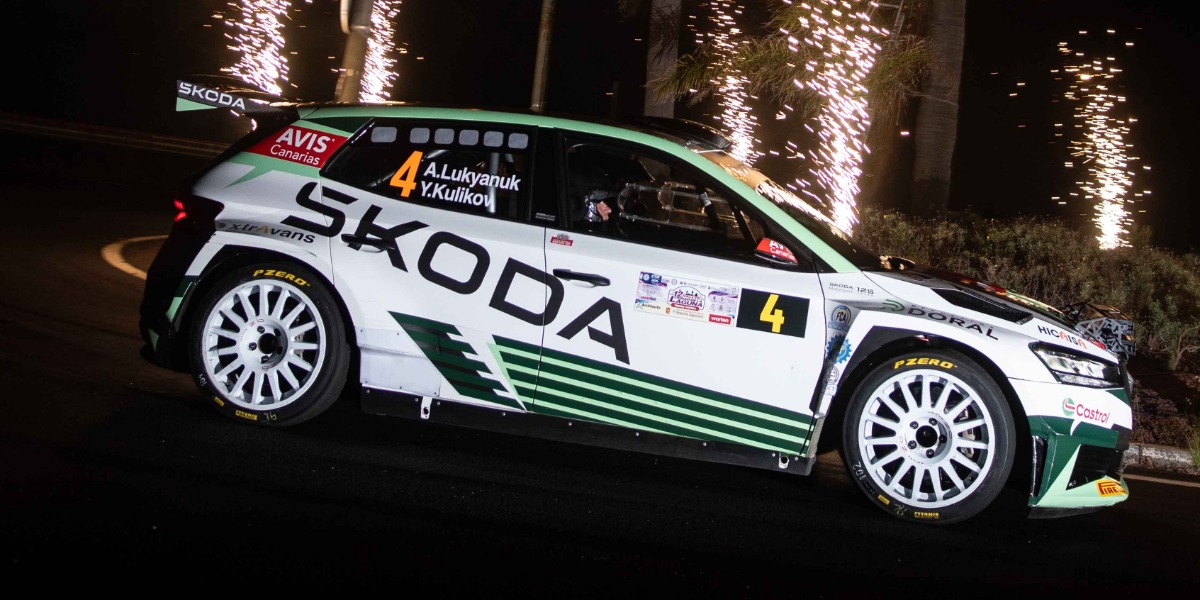 Alexey Lukyanuk y Yury Kulikov (Skoda Fabia RS Rally2)