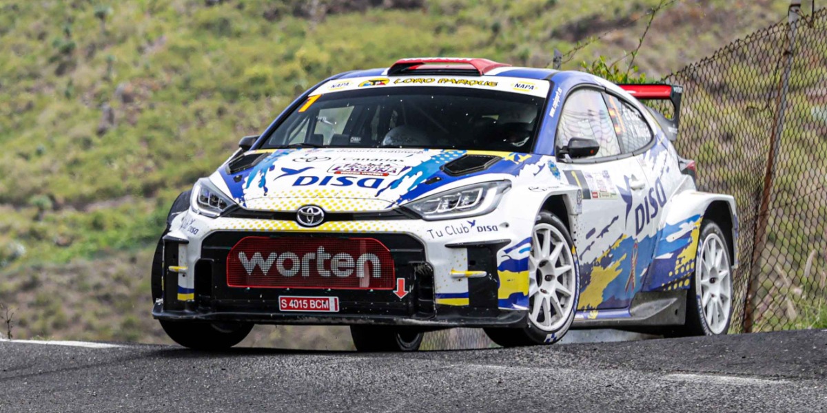 Enrique Cruz y Yeray Mujica (Toyota GR Yaris Rally2)