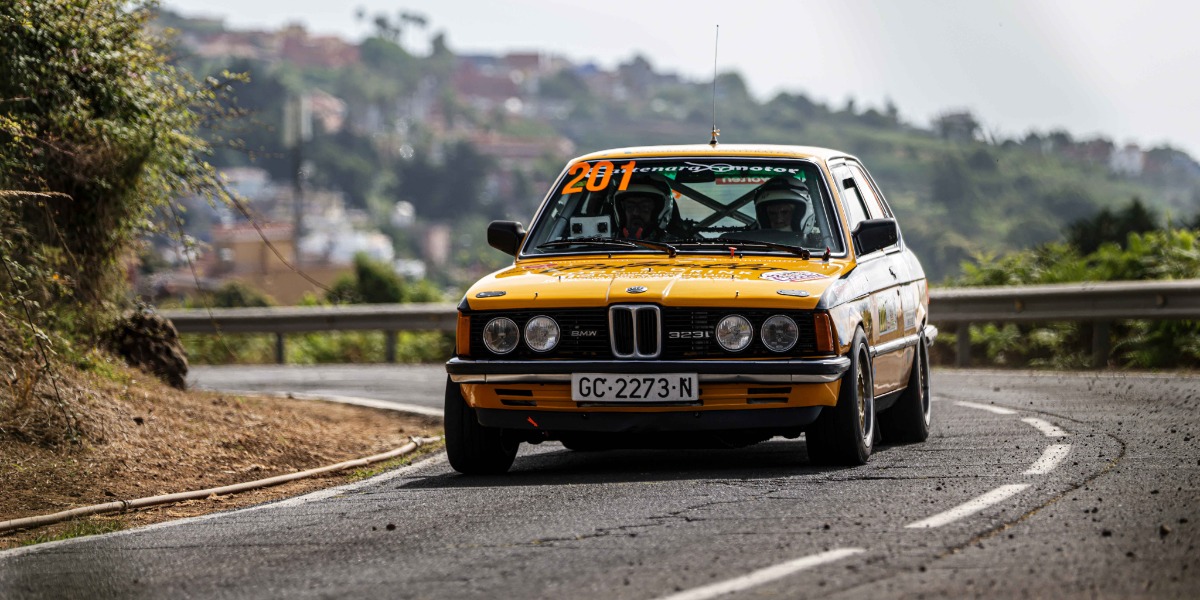 BMW 323i de José Juan Díaz y José Rosmen Díaz