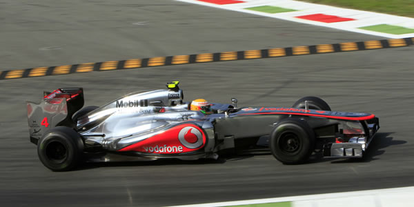 Lewis Hamilton logra la pole en el GP de Italia de Fórmula 1 Lewis Hamilton logra la pole en el GP de Italia de Fórmula 1
