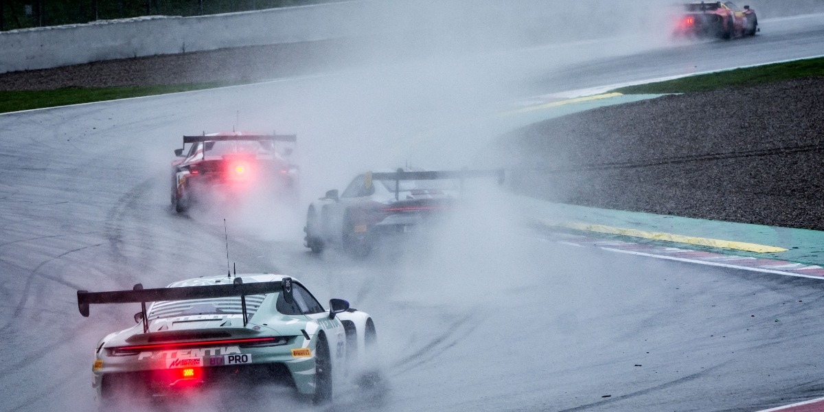 Carrera 1 del GT World Challenge - Foto: Sergi Campdelacreu/SCM Photosports