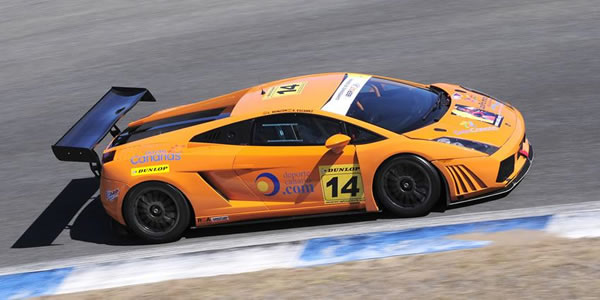 Luis Monzón con Lamborghini en el Circuito de Jerez