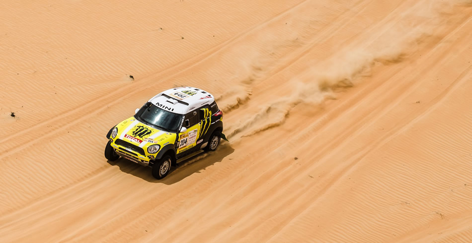 Nani Roma gana la Abu Dhabi Desert Challenge