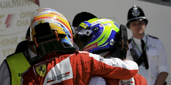 Fernando Alonso y Felipe Massa en el último Gran Premio Fernando Alonso y Felipe Massa en el último Gran Premio