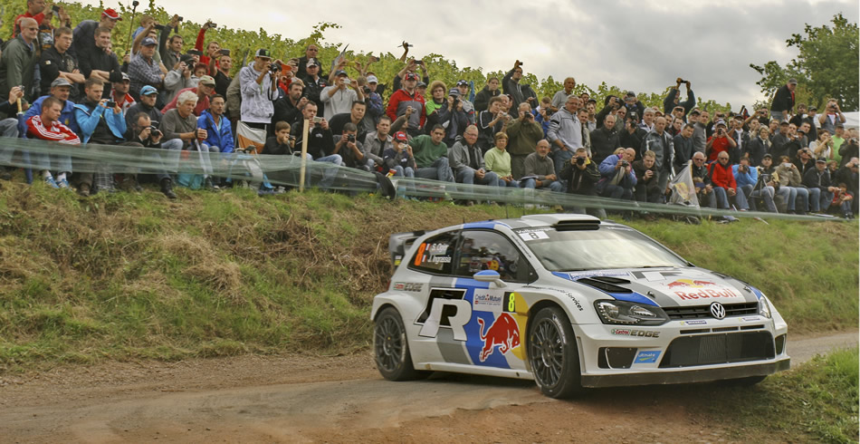 Victoria y título para Ogier