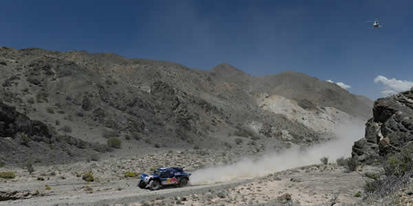 Etapa y liderato para Sainz