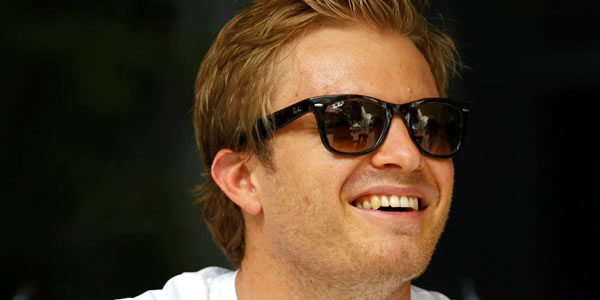 Nico Rosberg consiguió el mejor tiempo del viernes Nico Rosberg consiguió el mejor tiempo del viernes