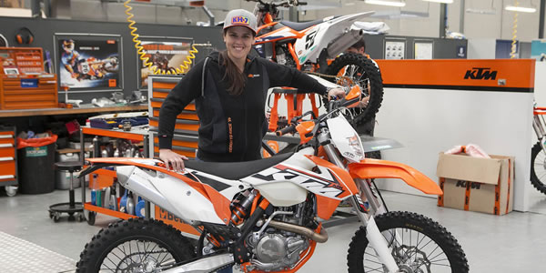 Laia Sanz ficha por KTM