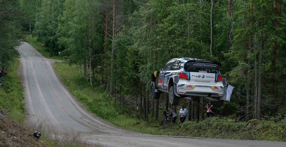 Ogier, más cerca del tercer título