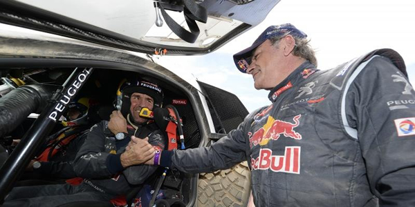Stéphane Peterhansel se pone líder