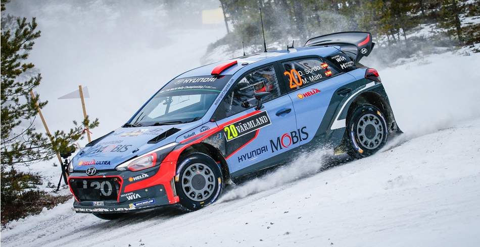 Dani Sordo es quinto al termino de la primera jornada