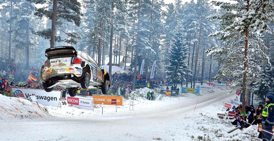 Ogier, a por la cuarta victoria en Suecia