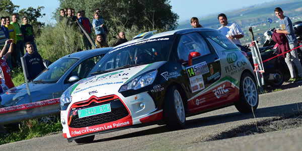 Emma Falcón y Rogelio Peñate en el Rallye Sierra Morena 2016