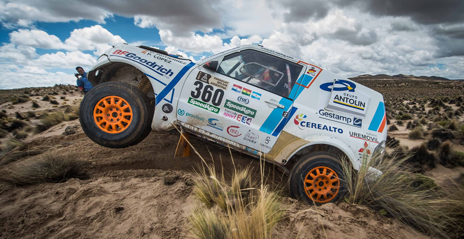 Cristina Gutiérrez, la primera en acabar un Dakar