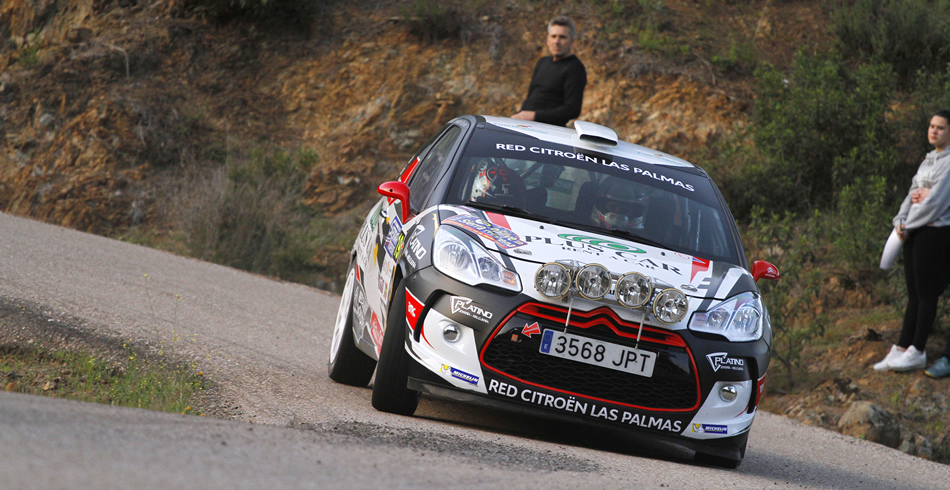 Emma Falcón, en el rally de casa