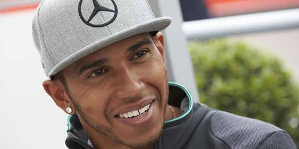Hamilton se lleva el GP de España y aprieta el Mundial Hamilton se lleva el GP de España y aprieta el Mundial