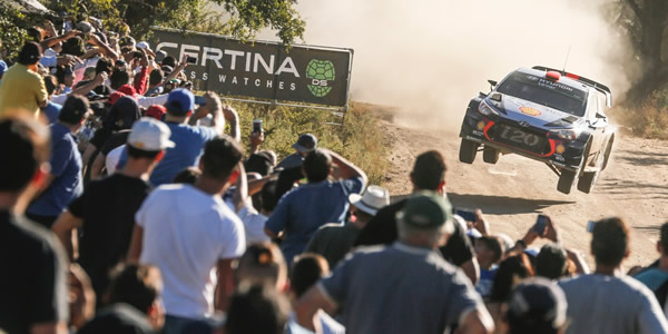 Dani Sordo y Carlos del Barrio a por el Rally de Argentina. Foto: Andre Lavadinho Dani Sordo y Carlos del Barrio a por el Rally de Argentina. Foto: Andre Lavadinho