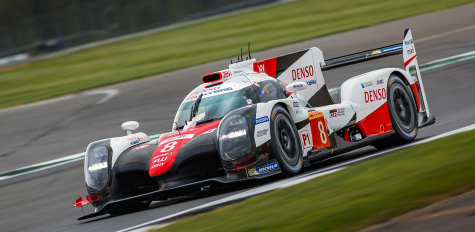 Alonso junto a Buemi y Nakajima, ganan en Silverstone